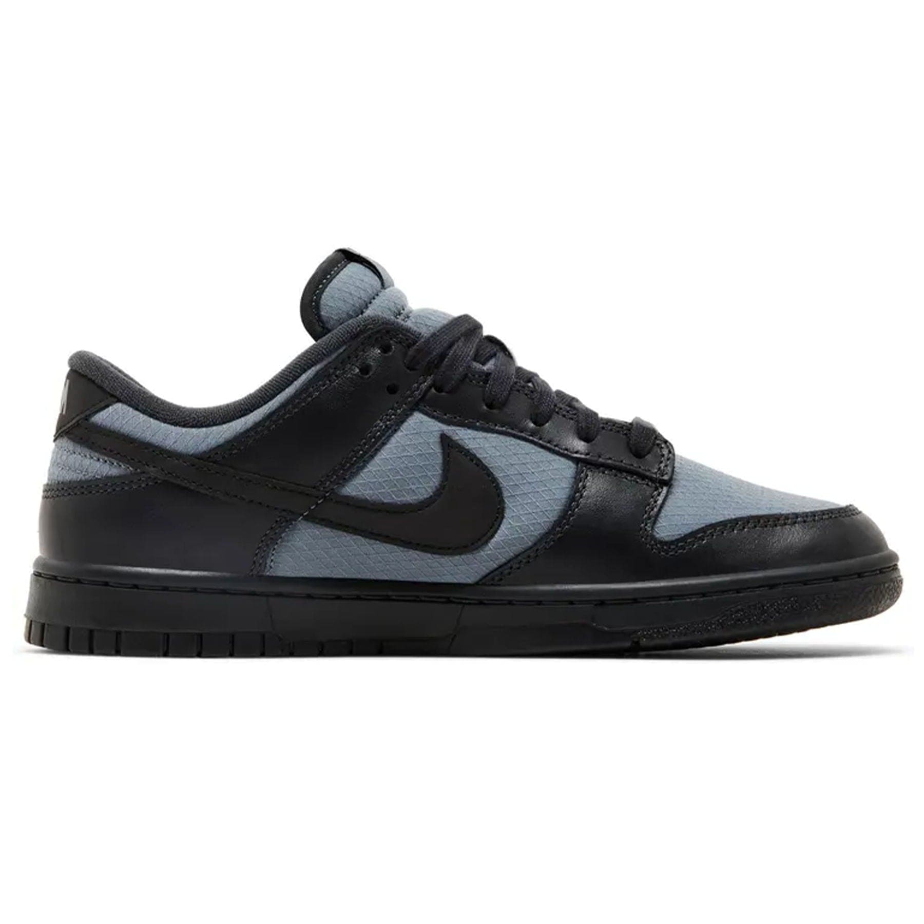 Nike Dunk Low SE 'Off Noir Smoke Grey'