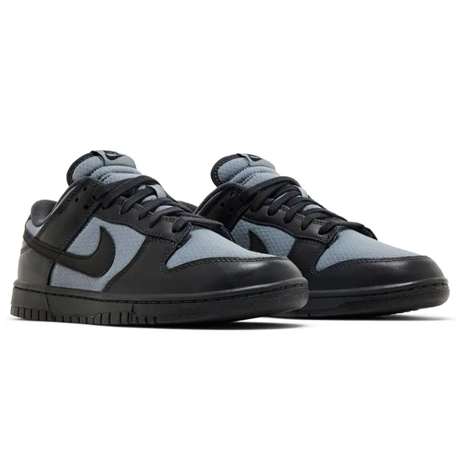 Nike Dunk Low SE 'Off Noir Smoke Grey'