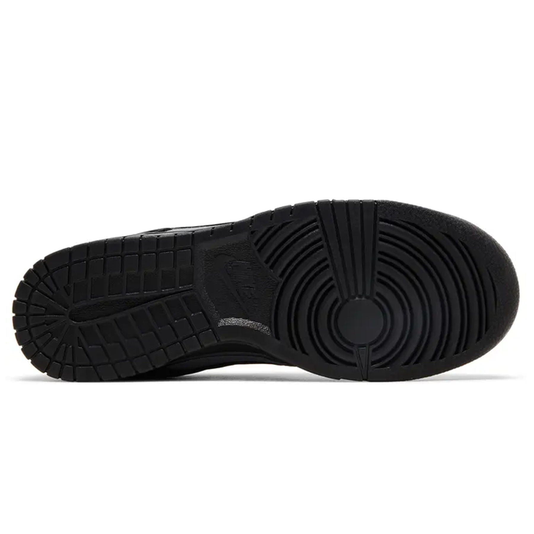 Nike Dunk Low SE 'Off Noir Smoke Grey'