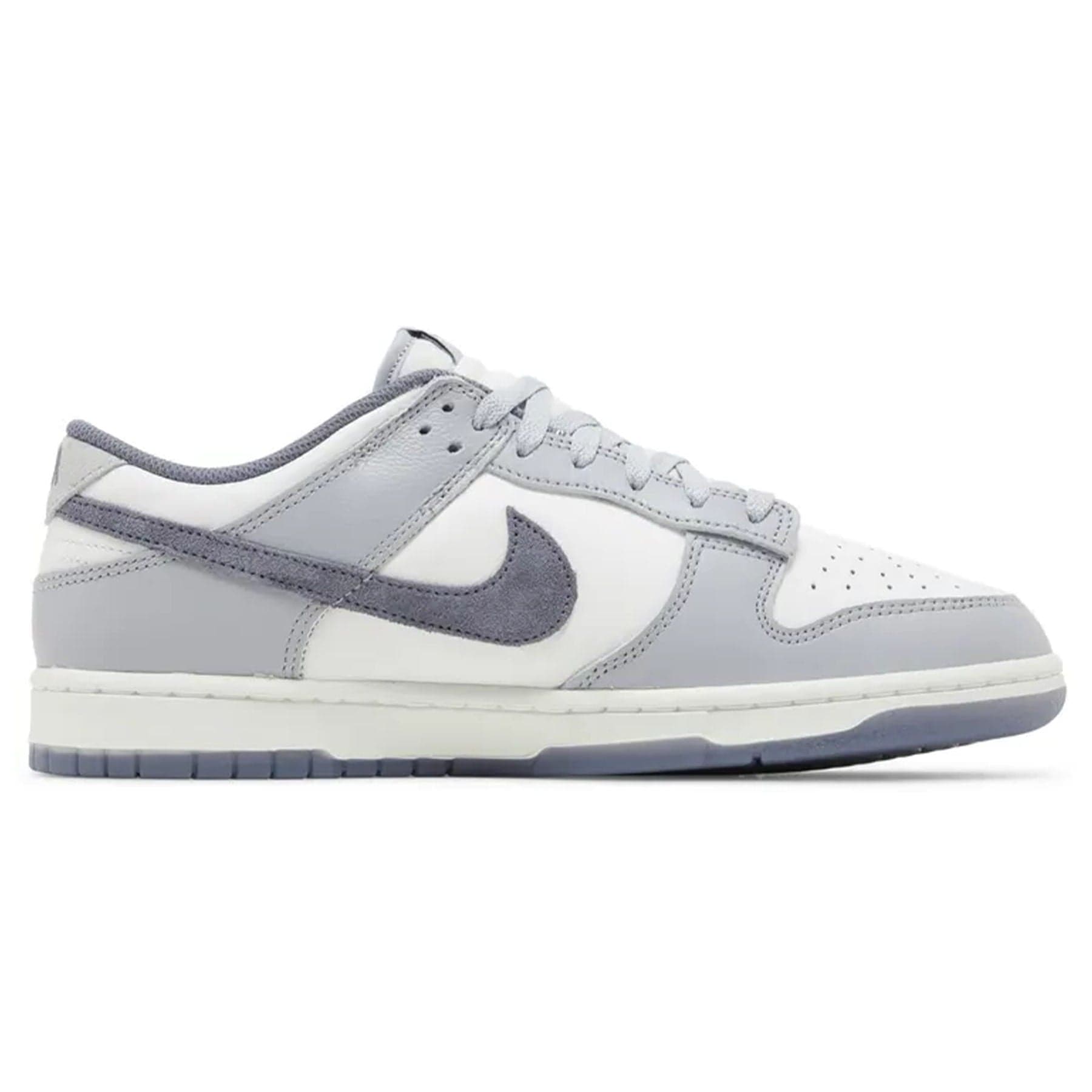 Nike Dunk Low SE 'Light Carbon'