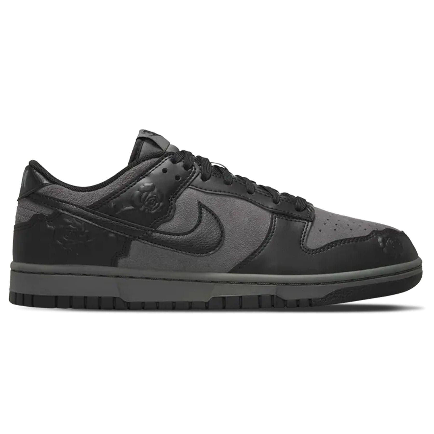 Nike Dunk Low 'Black Roses'