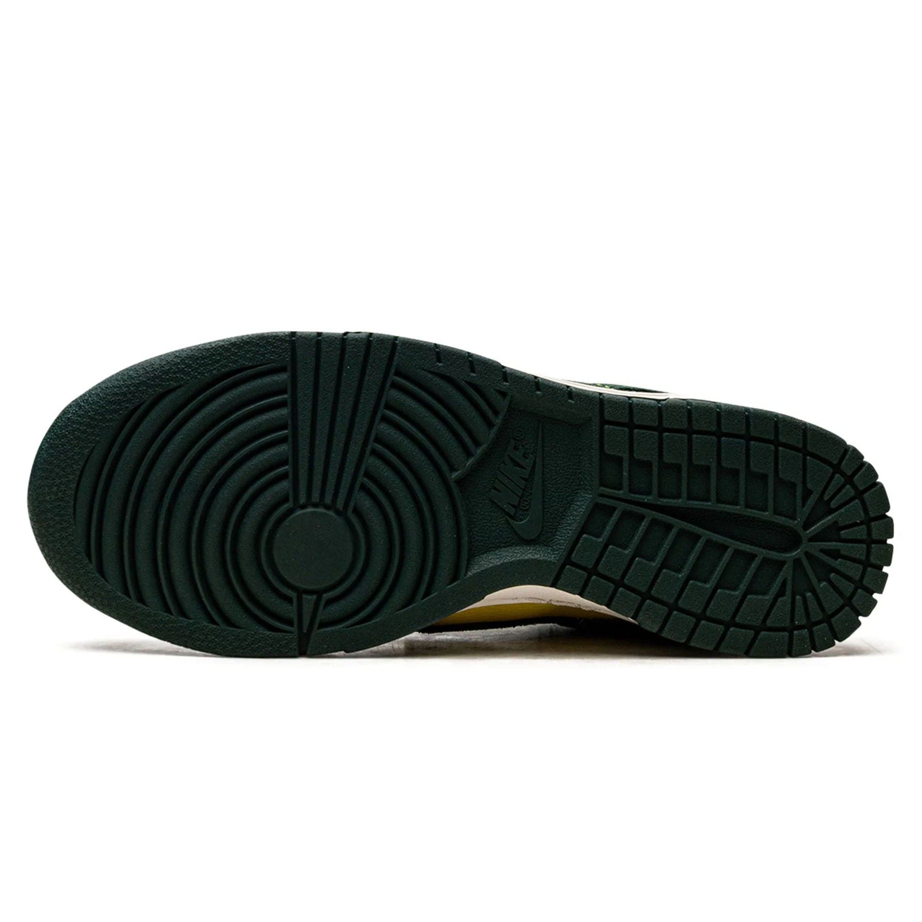 Nike Dunk Low SE Wmns 'Noble Green'