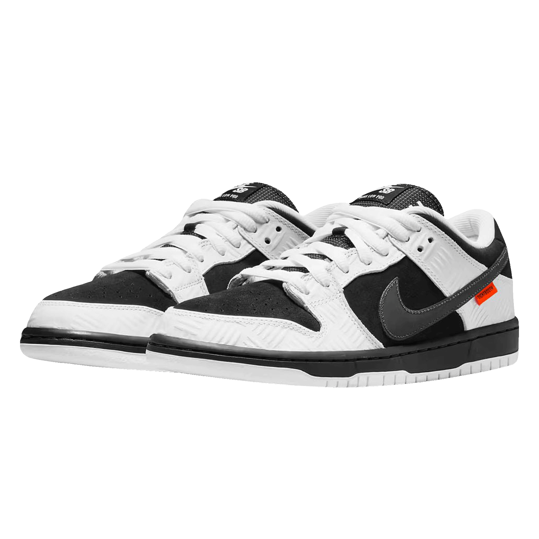 Nike Dunk SB Low Tightbooth